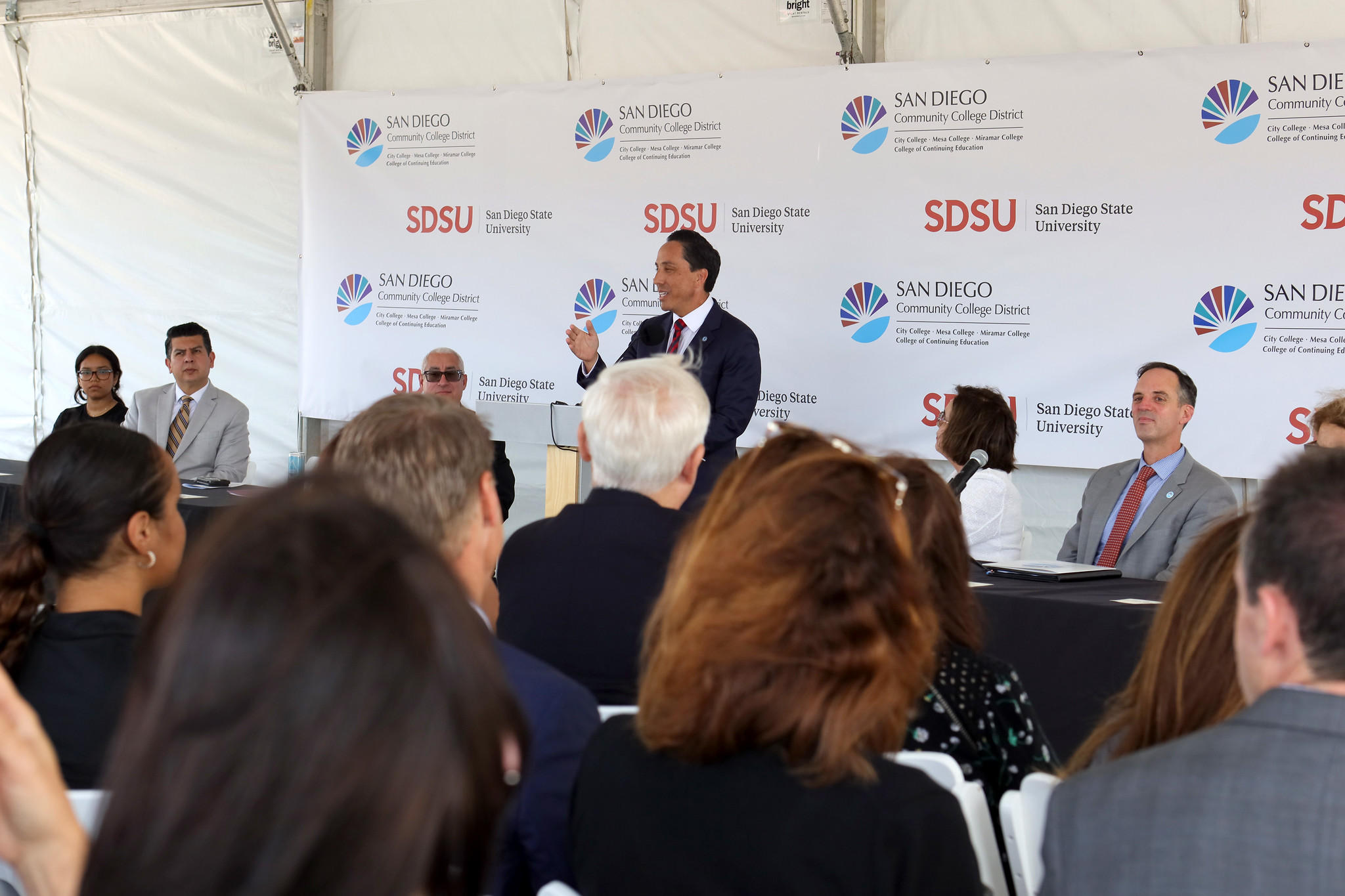 
SDCCD and San Diego State signing event
