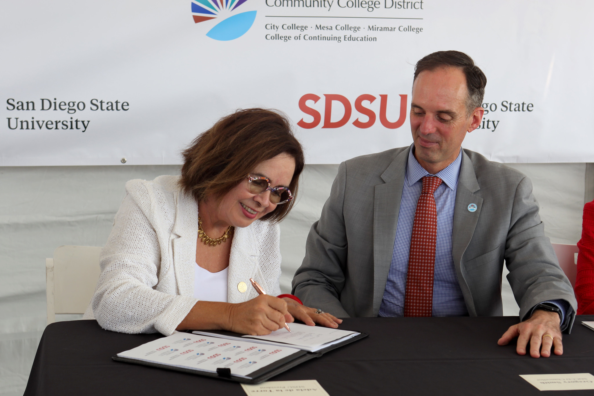
SDCCD and San Diego State signing event

